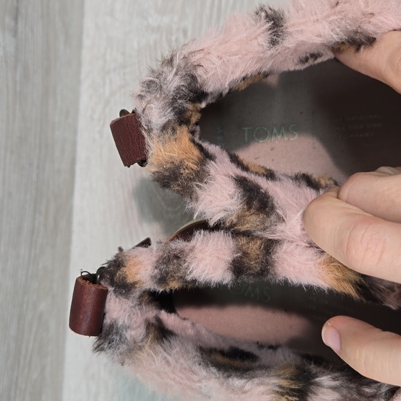 Toms Women Ankle Leo Paxton faux fur Leather Boots sneakers shoes sz 9 - Picture 6 of 13